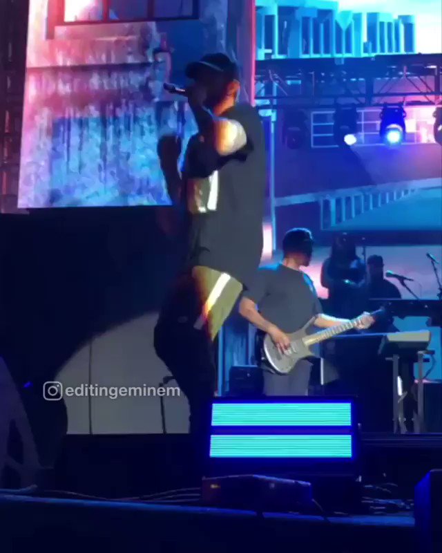 Eminem performing River live at Hawaii 

Happy Birthday To Ed Sheeran 