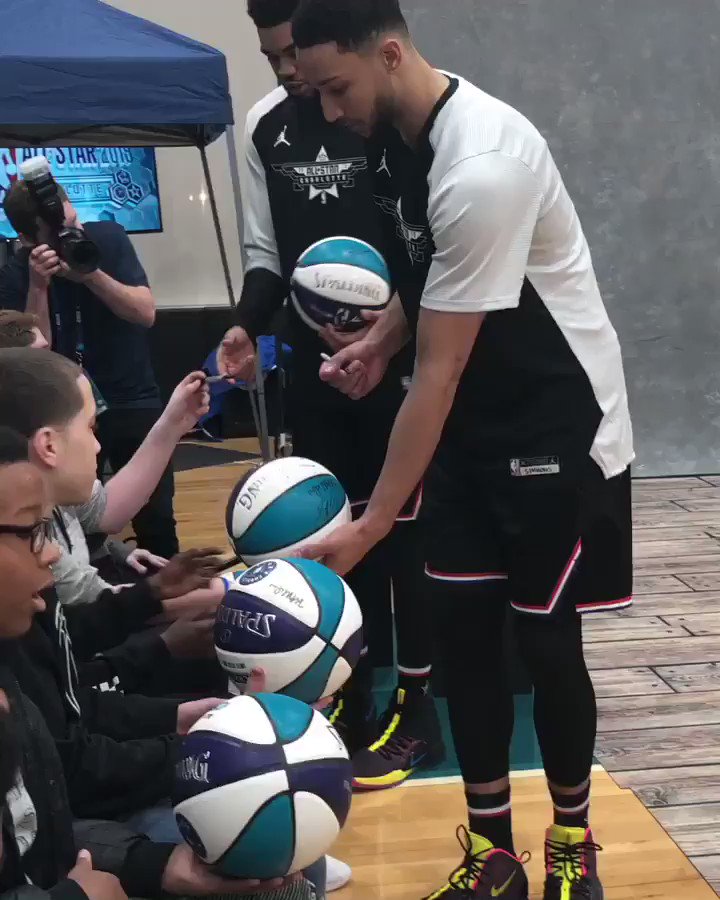 Next up to meet with our @MakeAWish All-Stars... @Timberwolves @KarlTowns & @sixers @BenSimmons25! #NBAAllStar #TeamLeBron