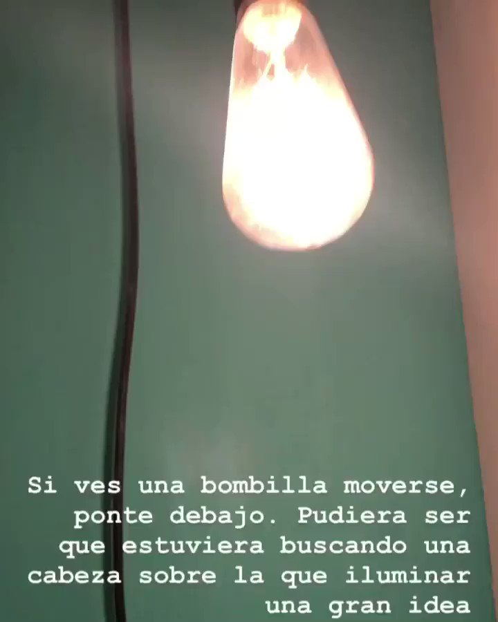 Reflexiones nocturnas ante bombillas rumberas... | Dani Rovira | Scoopnest Reflexiones nocturnas ante bombillas rumberas... | Dani Rovira | Scoopnest