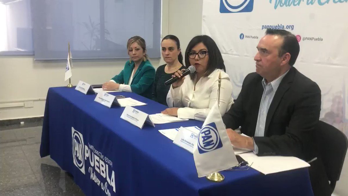 Evita @GenovevaHuerta revelar terna de aspirantes a candidatura del @PANPUEBLA a la gubernatura y atribuye la elección de estado a @lopezobrador_ y @GuillermoPaP. || @e_consulta @periodistasoy