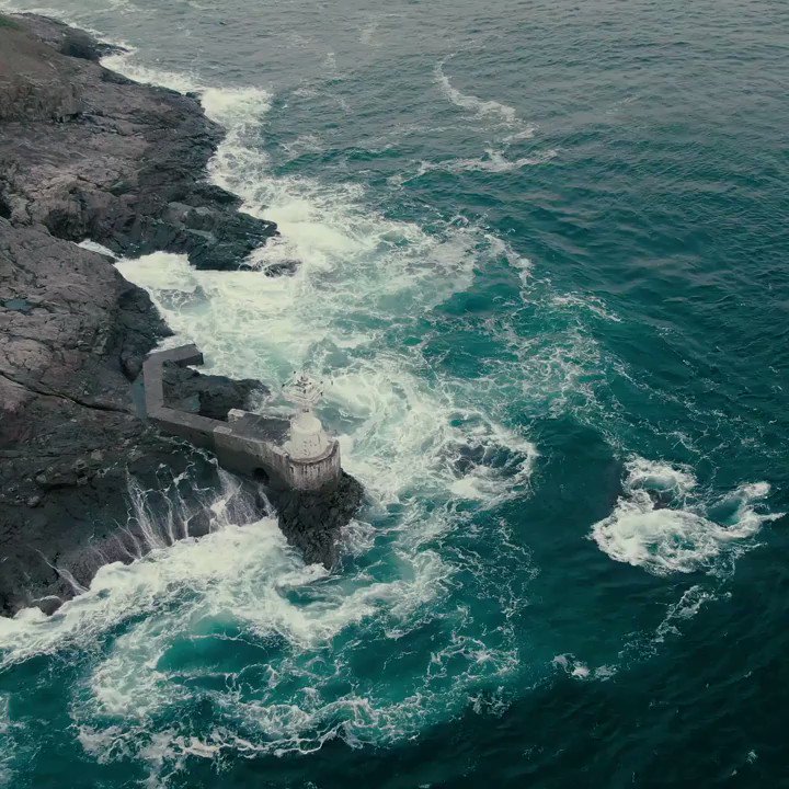 #FebruarySea on #GeorgeWinston's #WinterIntoSpring. Inspired by #TheDoors. In 2002 he recorded NIGHT DIVIDES THE DAY –THE MUSIC OF THE DOORS.
🎧 Listen to Winter Into Spring here: https://buff.ly/2S86SyB
🎧 Listen to Night Divides the Day here: https://buff.ly/2BHdQB4