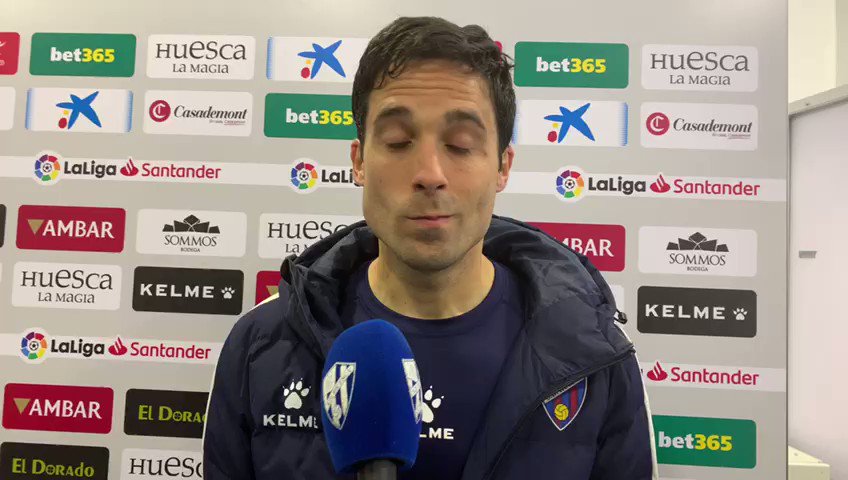 📽️ | Así analizaba ayer Xabi Etxeita el #HuescaAthletic, un nuevo enfrentamiento ante su exequipo.