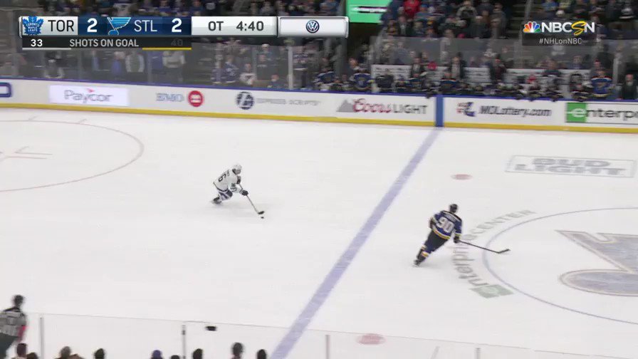 11-straight wins for the @StLouisBlues off one wicked @EASPORTSNHL OT snipe from Ryan O'Reilly.