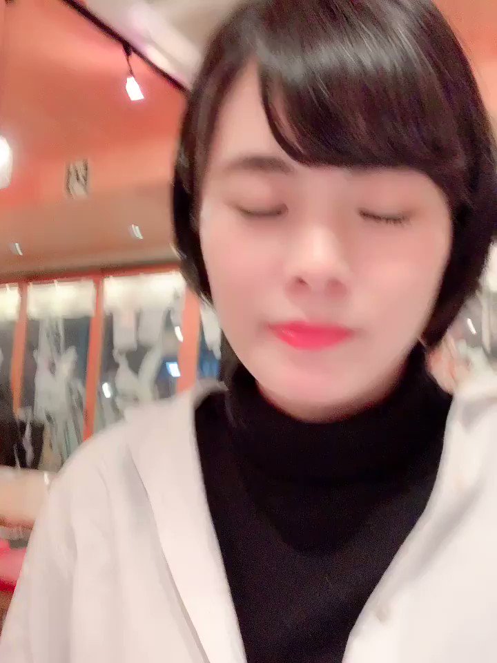 まほさんと私がただただ仲良しな動画。
急に動画まわしても応えてくれる🐥♥️
でもこれはやっぱり
私の醤油じゃないですか?
私の名字以外でこれ見ないですよね?笑
#先輩は厳しい
#強めのNO
#本当はめちゃくちゃ優しい
#チキどんパイセン