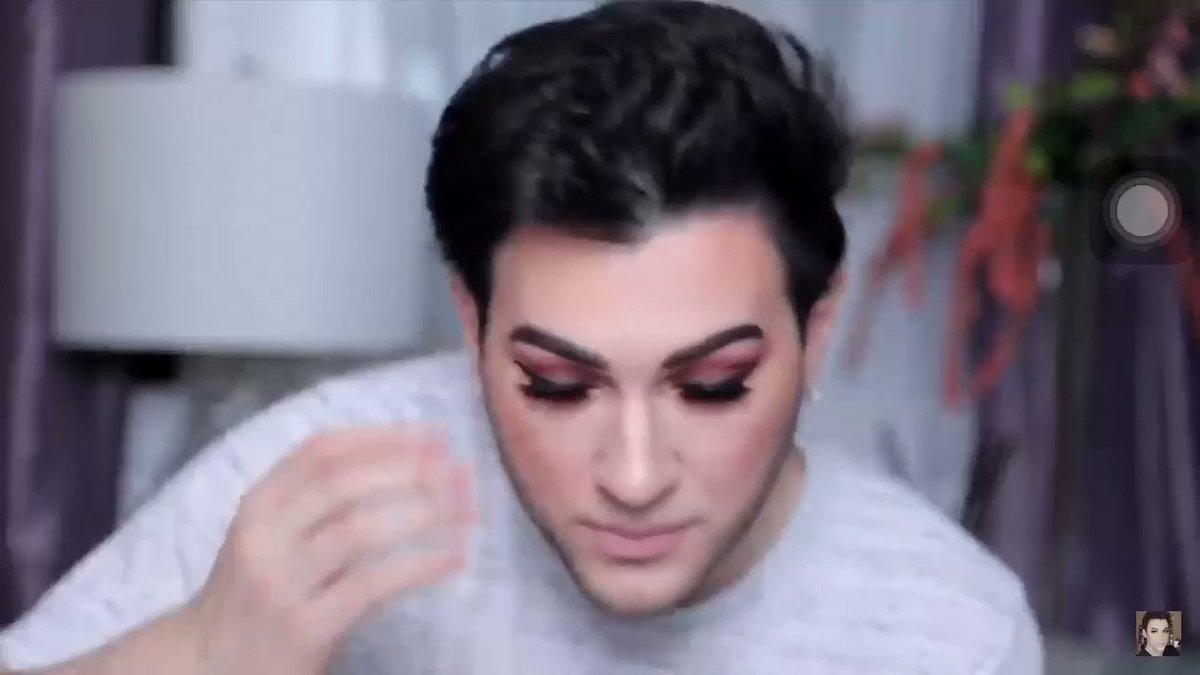 Can’t stop laughing😭😭 @MannyMua733 please watch if you haven’t already 😂 https://youtu.be/LLjelyJmv84