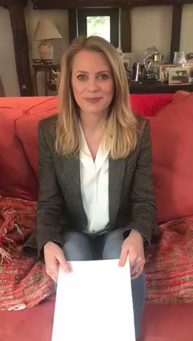 The brilliant @RACHEL_WYSE is inviting 2 lucky guests to our VIP Lounge at Cheltenham on Ladies Day! ๐๐บ
To win:
๐ RT this post
๐ FOLLOW @RacingBreaks
This is our final lounge giveaway so best of luck to everyone!๐ค
Winner announced Saturday! ๐