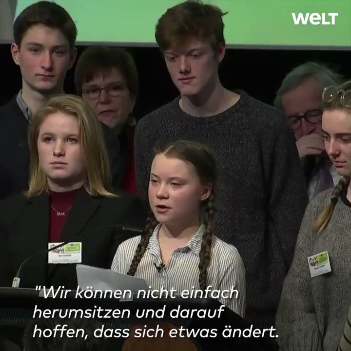 .@GretaThunberg in Brüssel: "Wenn ihr meint, dass wir besser in der Schule sein sollten, dann schlagen wir vor, dass ihr streikt und für uns auf die Straße geht."