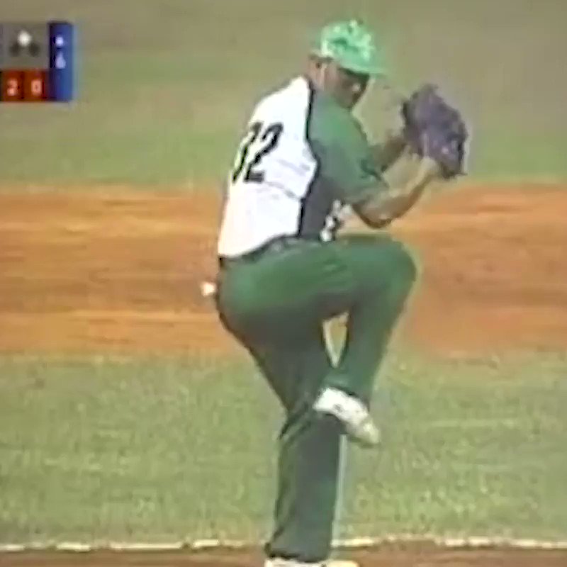 ¡Alabao! 🇨🇺👋
Esto sí es un #TBT.
Jugadón de @YasielPuig con los Elefantes de Cienfuegos.
#MLBCuba
Video: Youtube RVTCuba