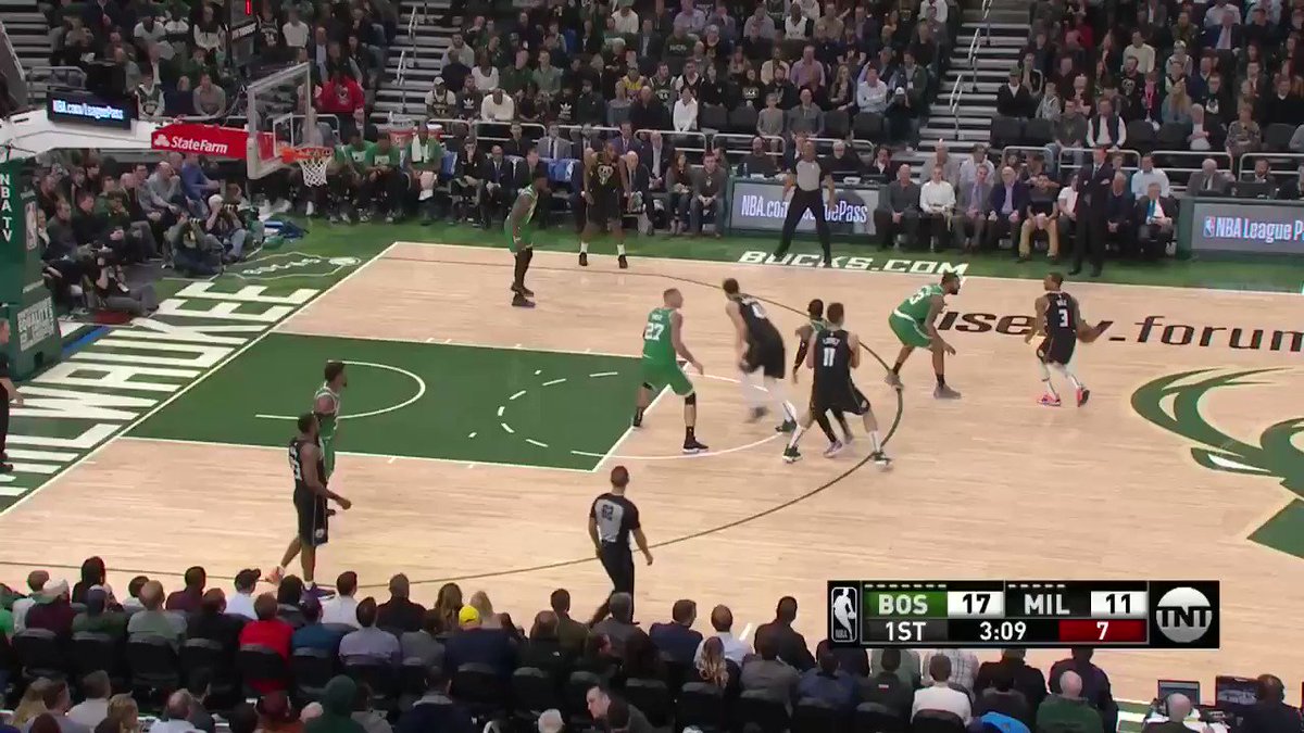 The BANK is open late ๐ฐ๐ฐ๐ฐ
#FearTheDeer