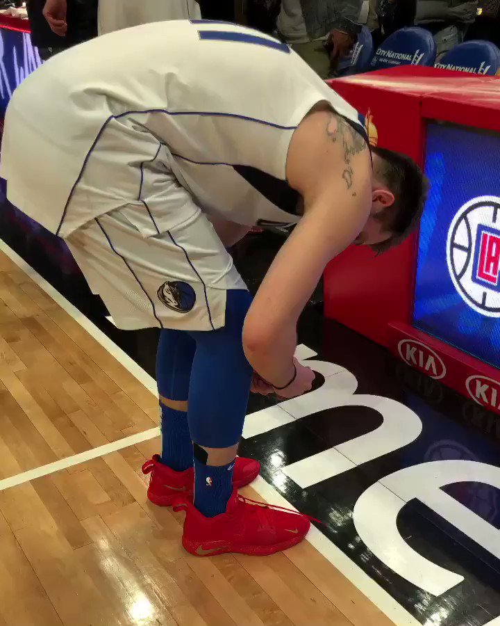 A beautiful moment in LA as @luka7doncic gifts out his #NBAKicks! #ThisIsWhyWePlay