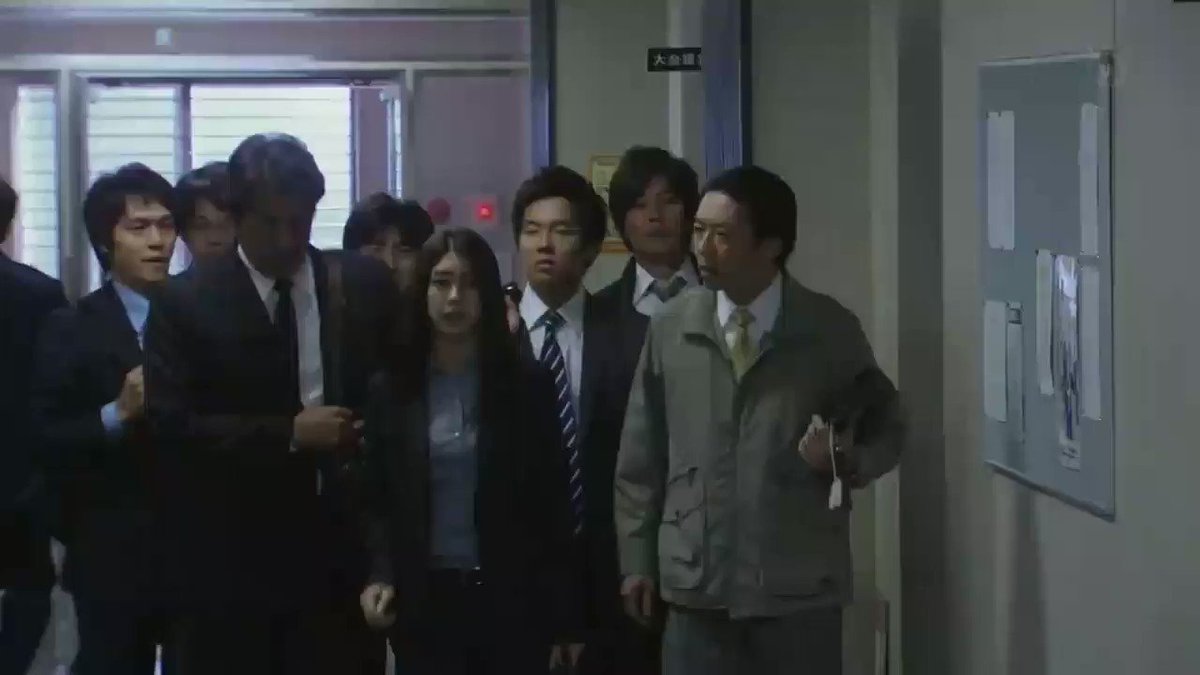 Ria こんな大事な時なのに告白であるはずがないのに告白なんじゃないかって勘違いしてる井岡 といつも通り距離が近い玲子と菊田 そしていつもの菊田と井岡 やっぱり玲子菊田井岡はこの方々だけだよ ストロベリーナイト 竹内結子 西島秀俊 生瀬勝久 Ria こんな大事な時なのに告白であるはずがないのに告白なんじゃないかって勘違いしてる井岡 といつも通り距離が近い玲子と菊田 そしていつもの菊田と井岡 やっぱり玲子菊田井岡はこの方々だけだよ ストロベリーナイト 竹内結子 西島秀俊 生瀬勝久