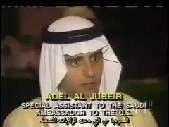 خلال حرب #تحرير_الكويت، ظهر وزير الدولة للشؤون الخارجية عادل الجبير للعالم كمتحدث باسم المملكة العربية السعودية (كان حينها مساعداً خاصاً للسفير السعودي في أمريكا)،
وعمل في "مكتب الإعلام المشترك" في مدينة الظهران.
📽 يظهر هنا في لقاء تلفزيوني معه بالظهران عام 1990م.