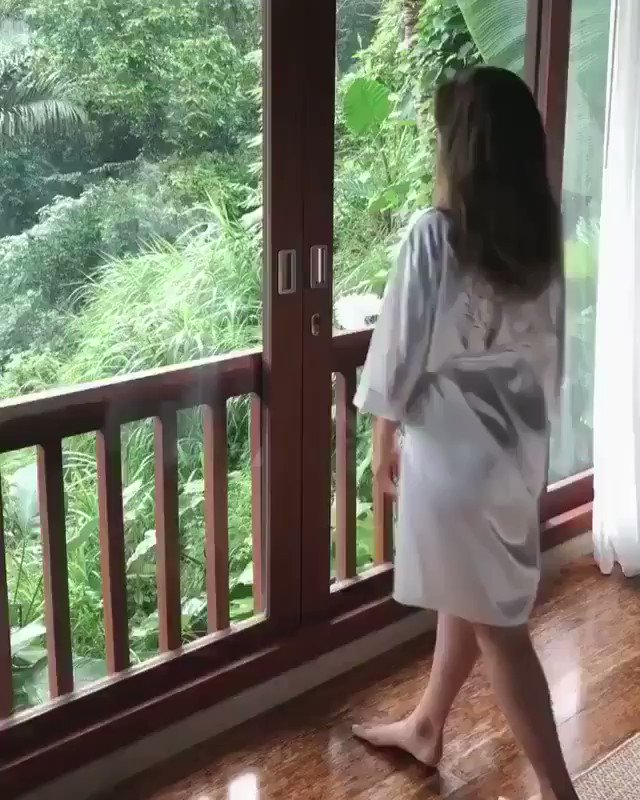 Seninle şöyle sabahlara;