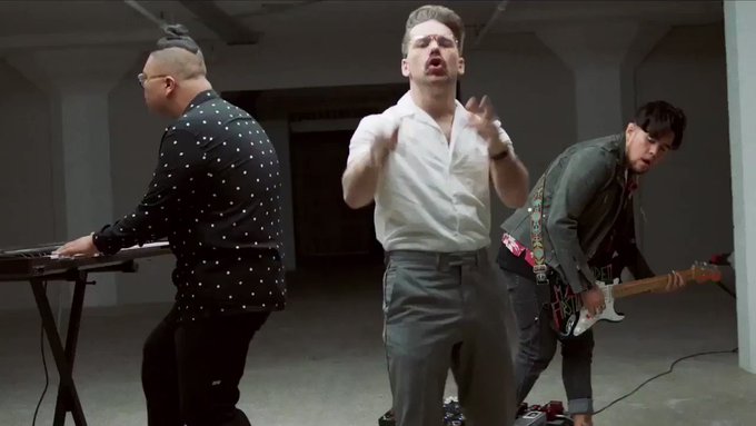 Find Someone is out now!! Throw a dance party with your pets 🎉  https://t.co/mPq0Afjj0J https://t.co