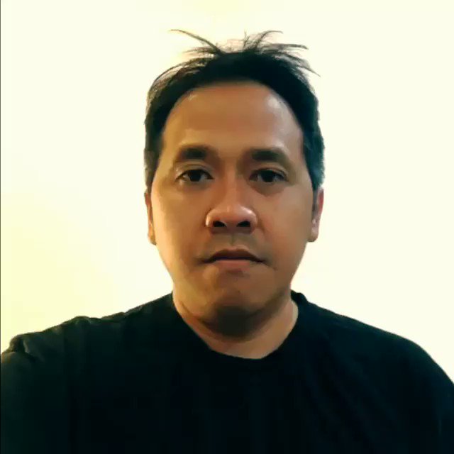 In high school, I did some experiment with the same style but the result was somewhat disappointing. Then Vine was released in 2013, I had a chance to continue the experiment: with traditional animation https://www.instagram.com/p/mDof9xoR5M/
