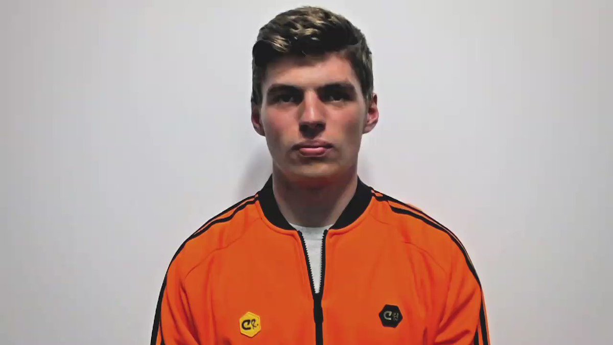 Hoy hace tres años, Johan visitó a @Max33Verstappen, piloto de Fórmula 1, en Barcelona. ¡Gracias por tu apoyo, Max!
#CreatingSpace #CruyffLegacy #ISupportJCF