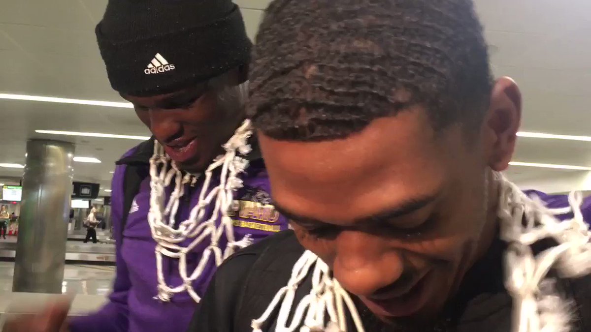 .@PVAMUPanthers back in Houston from Alabama after clinching #1 seed in @theswac Tournament for 1st time since 2003, won a share of the reg season title + own tiebreaker w/ TSU. All the Panthers have a piece of the net they cut down. @famousddp @RackEmDenn @nba_gbaby @Dariusw003