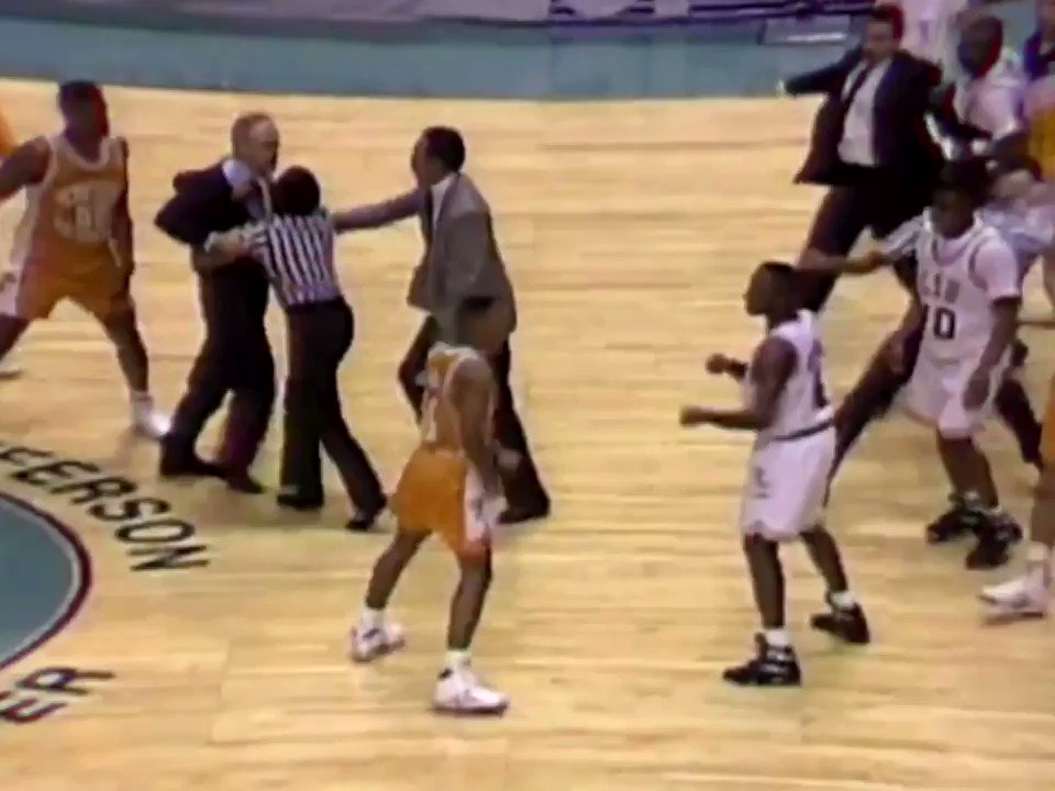 Ball Street Journal on Twitter "RT BallStOfficial That time SHAQ’s