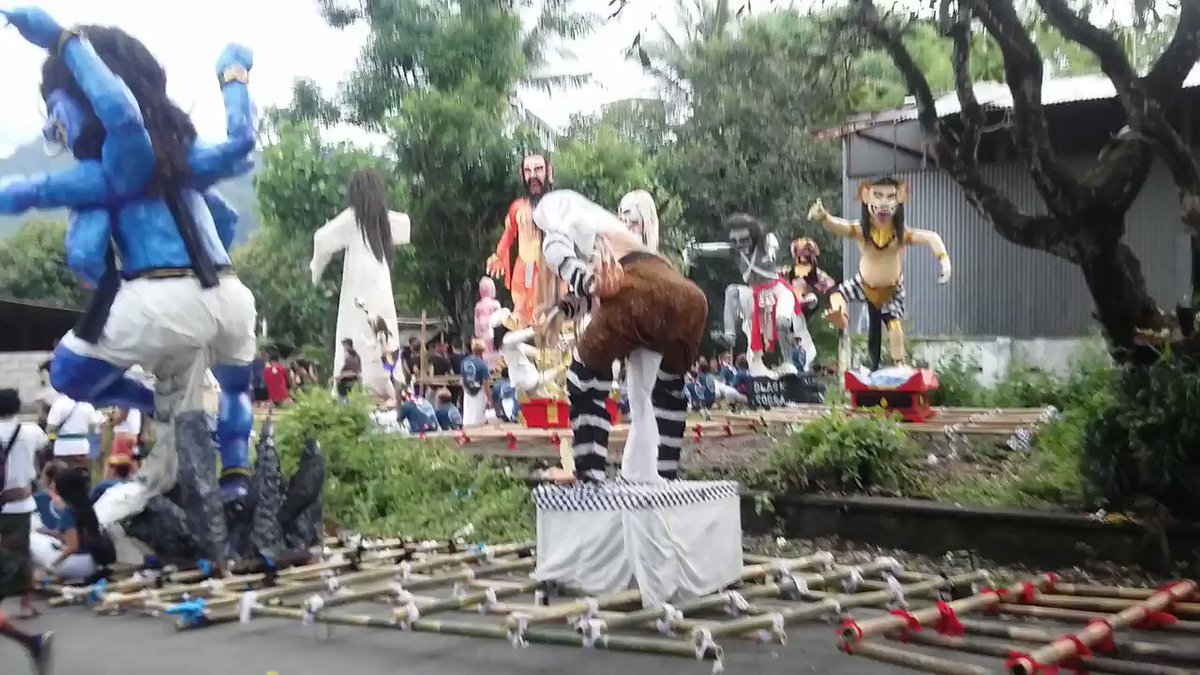 83 Gambar Ogoh Ogoh Pocong Terlihat Keren 83 Gambar Ogoh Ogoh Pocong Terlihat Keren