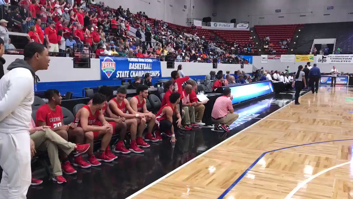 Hey Bulldogs. You’re state champions.
Crestview beats Dillard 50-40 – at The Lakeland Center