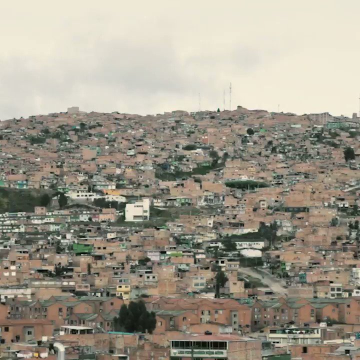 Esto es lo que sienten más de 80.000 familias en Colombia que no saben dónde están sus seres queridos.
Activa el sonido 🔊 Voz: @mariamulatas | #AquíFaltaAlguien