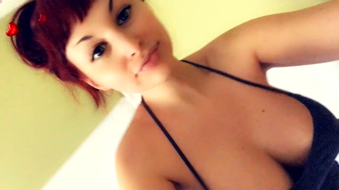 Bailey Jay’s pics and videos