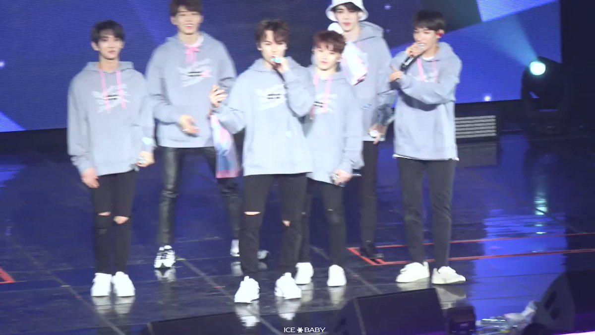 190308 Holiday @캐럿랜드 (버논 focus)
💘Full ver. https://youtu.be/W_5SymPE-po
#버논 #vernon #バーノン #최한솔 #seventeen #세븐틴