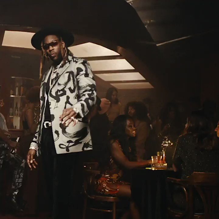Fell in luv with a real one that’s a dedication ... RULE THE WORLD 🌍 ..video is out now .. https://2Chainz.lnk.to/RuleTheWorldVid @ArianaGrande