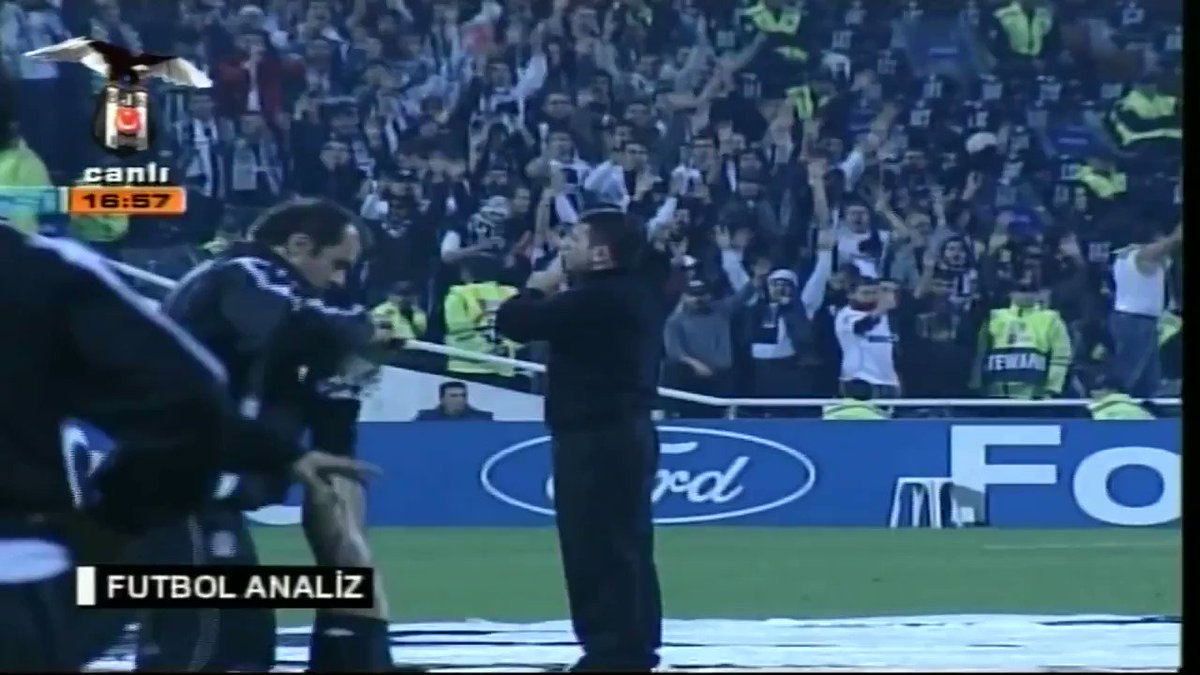 Besiktas fans going nuts!