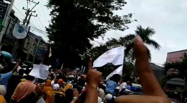 Video terlekat