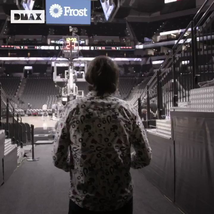 Hoy, a las 22:30h 🕦 en el documental #Leyendas de @DMAX_es 📺, @paugasol hace un repaso de su trayectoria ⛹ desde su lado más personal. ¿Te animas a verlo? 😊