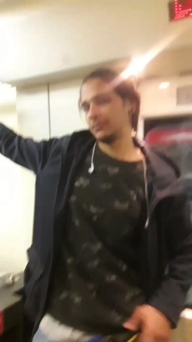 @CristinHenao2s video Tweet