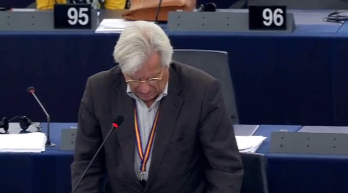 Cs Europa 🇪🇺's photo on carlos rivera