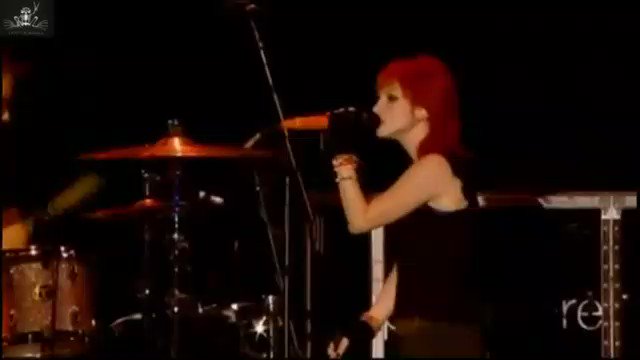 Just a reminder of how much WE MISS seeing perform live

happy birthday Hayley Williams 