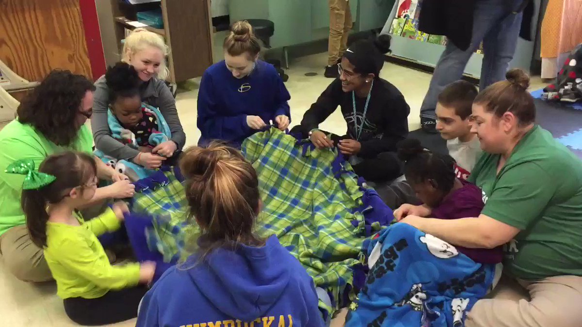 @SchlarmanAcadmy seniors, whoāve been raising money for their class trip, decided to forgo the trip and spend the $4,000 to help the @CityDanvilleIL community. Today, they led activities in Michele Craig and Lisa Cottrellās Functional Life Skills classes at Mark Denman School.