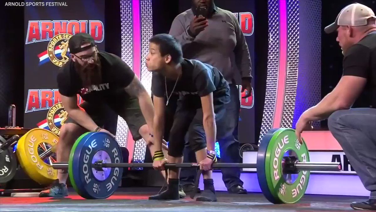 In February, Miles Taylor's viral deadlift video caught the eye of @Schwarzenegger, who called the athlete with cerebral palsy his "hero."
A month later, Taylor got to flex in front of Arnold at his event 💪