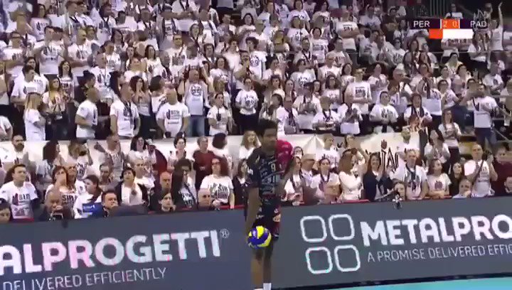 Dopo la notte francese di Champions, torna il campionato e riprendiamo da dove c’eravamo lasciati:
Ace.
Ace.
Ace.
@wllfredo 🚀💣🔥
#goSir #BlockDevils #perugia #Sir #pallavolo #volley #volleyball #diventiamoLeggenda #Superlega #credembanca