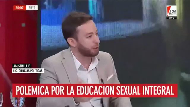 Chicos travestidos en jardines o escuelas.