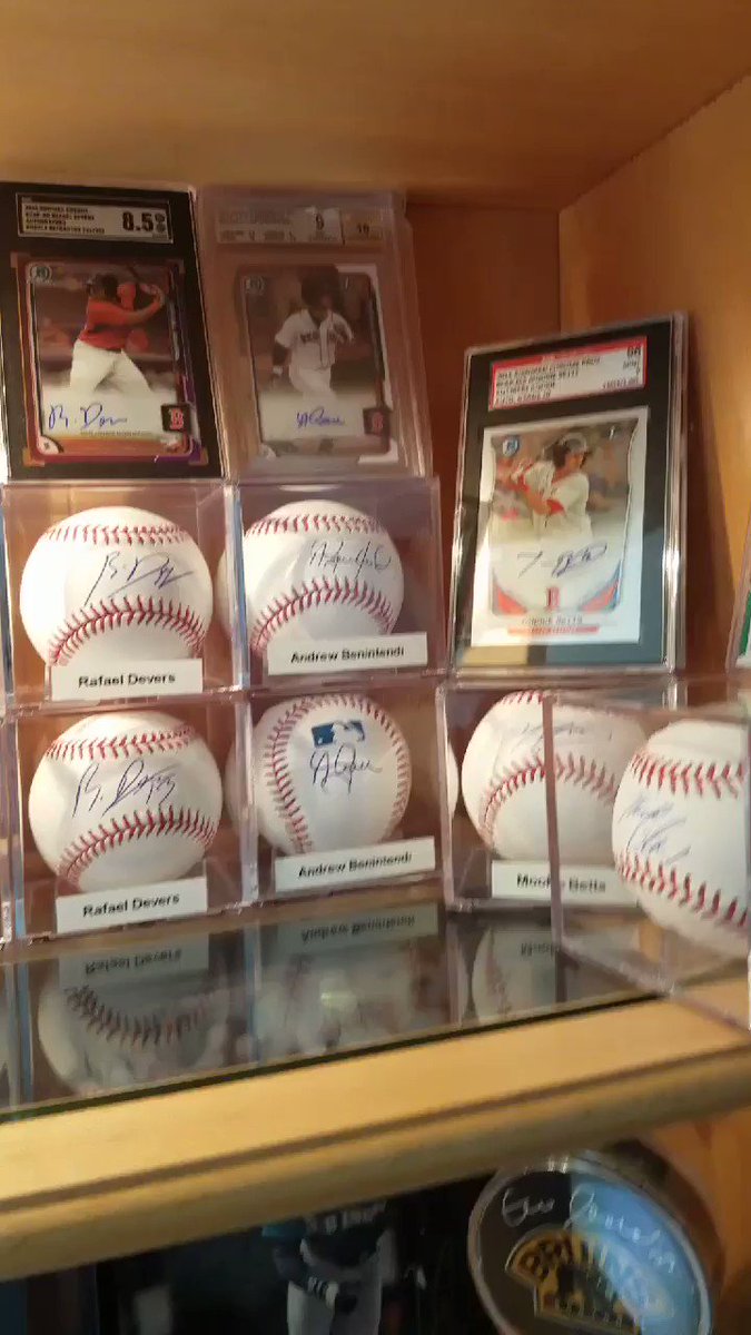 Had a few minutes to myself did a little more organization #collect #sportsmemorabilia #baseball