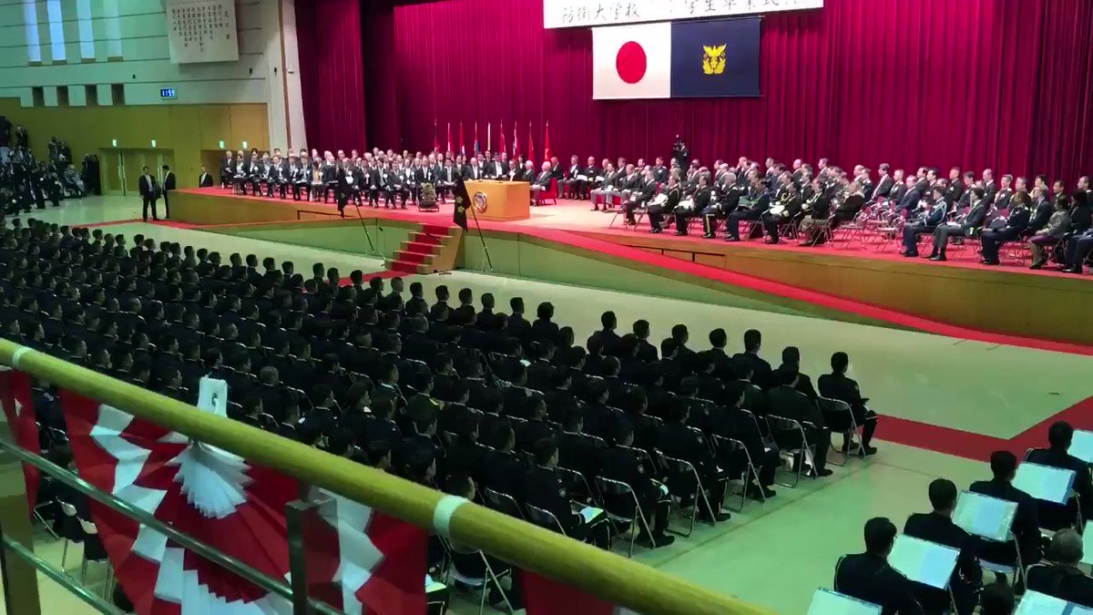 防衛大学校の卒業生退場シーンが映画みたいなカッコよさなんだがwwwwww いきぬき2ちゃんねる