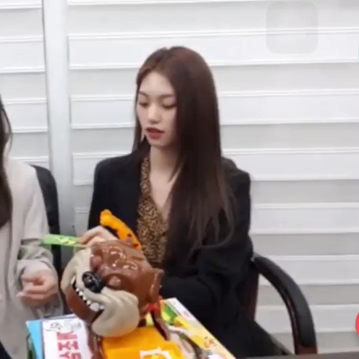 Yoojung 4 - 0 Doyeon.
Try again next time, kimdo ๐