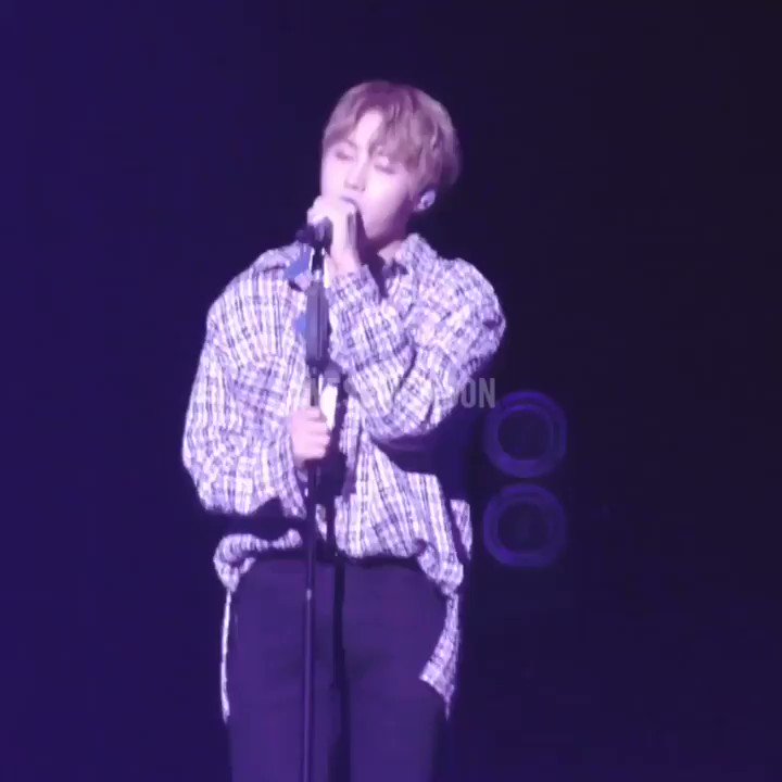 190317 잊지마요( ᵕ·̮ᵕ )♡
#하성운 #HASUNGWOON #河成雲 #ハソンウン #MyMoment #BIRD @gooreumseng https://t.co/xXSqKhdNM3