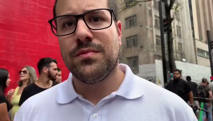 Vídeo incorporado