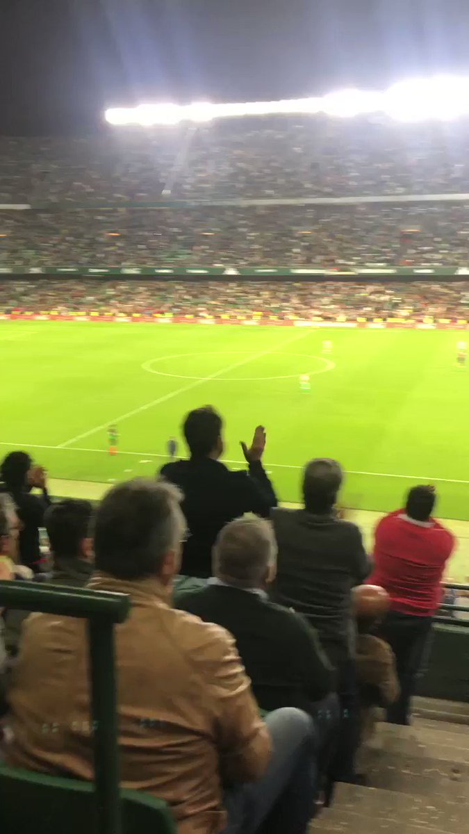 Real Betis fans stand and applaud Lionel Messi’s hattrick whilst singing his name, to crown an all-time great performance from the 🐐 👏👏👏