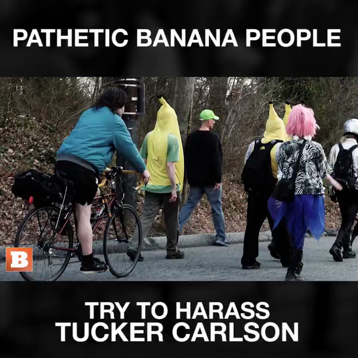 Protesters winning the hearts and minds of @TuckerCarlson's neighbors: