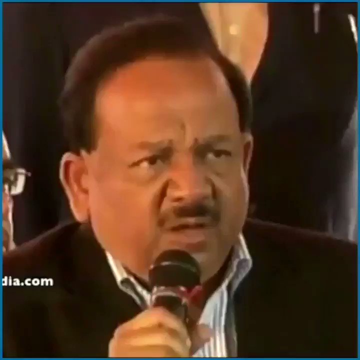 पूर्ण राज्य के मुद्दे पर, डॉक्टर हर्षवर्धन पर कुछ इस तरह भड़के दिल्ली के मुख्यमंत्री अरविंद केजरीवाल...
#DelhiKaHaqAitheRakh