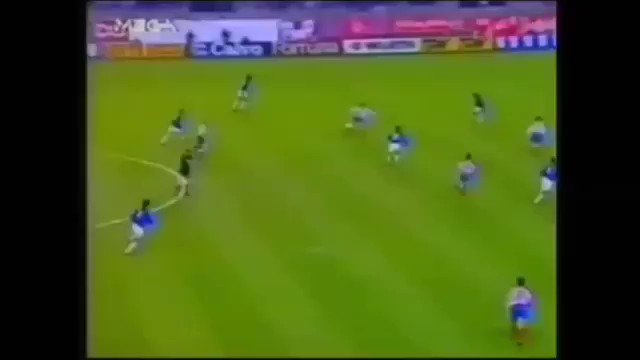 El 18.3.1993 el @Atleti se impuso al Olympiacos por 3-1 en partido de vuelta de cuartos de Recopa, clasificándose para semifinales. Los goles, sensacionales los tres, fueron obra de Manolo (2) y Alfaro #TalDíaComoHoy #HistoriaATM