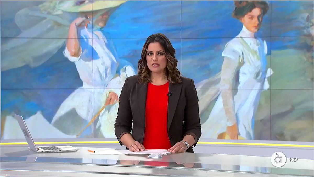 📺⏱ Altra errada típica dels @apuntnoticies: falsos directes on el reporter comença a parlar abans de temps, deixant en evidència la llauna.