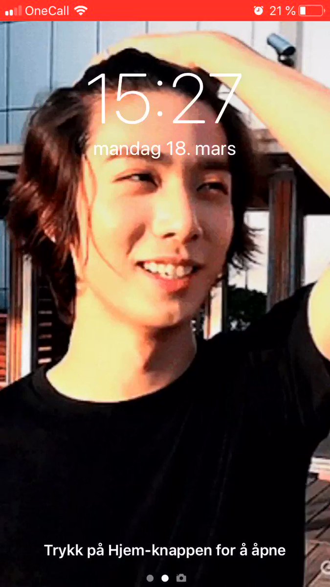 my background be looking fine as fuck