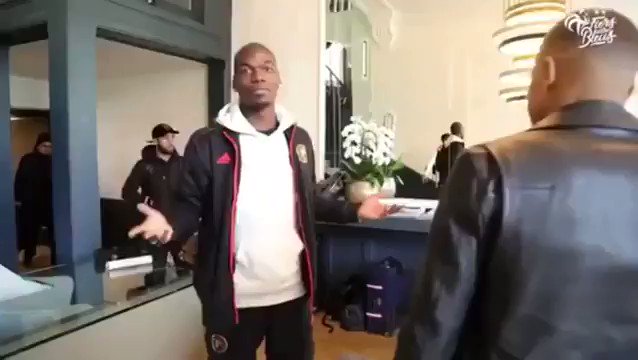 When Pogba meets Mbappe for the first time since Man Utd knocked out PSG 😂🤷♂️🇫🇷